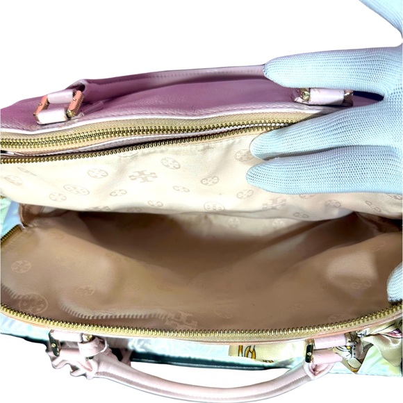 Tory Burch pebbled leather 3 compartment Shoulder bag - Picture 6 of 15